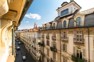 GuestHost - Stylish Quardilatero Romano Central Flat