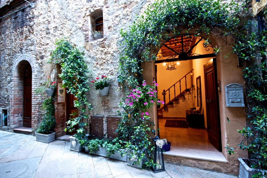 Il Giglio B&B — photo 1 of 64