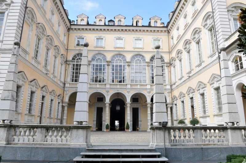 Palazzo Graneri — photo 1 of 9