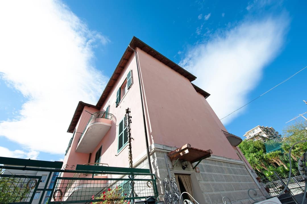 Bilocale Cilea con balcone — photo 1 of 1