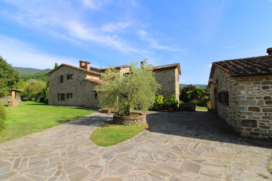 Casale Lorenzo — photo 1 of 1