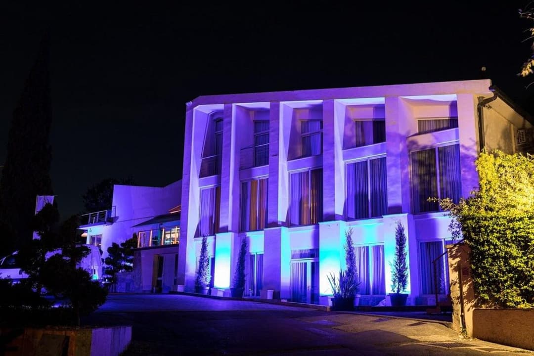 La Villa — photo 1 of 1