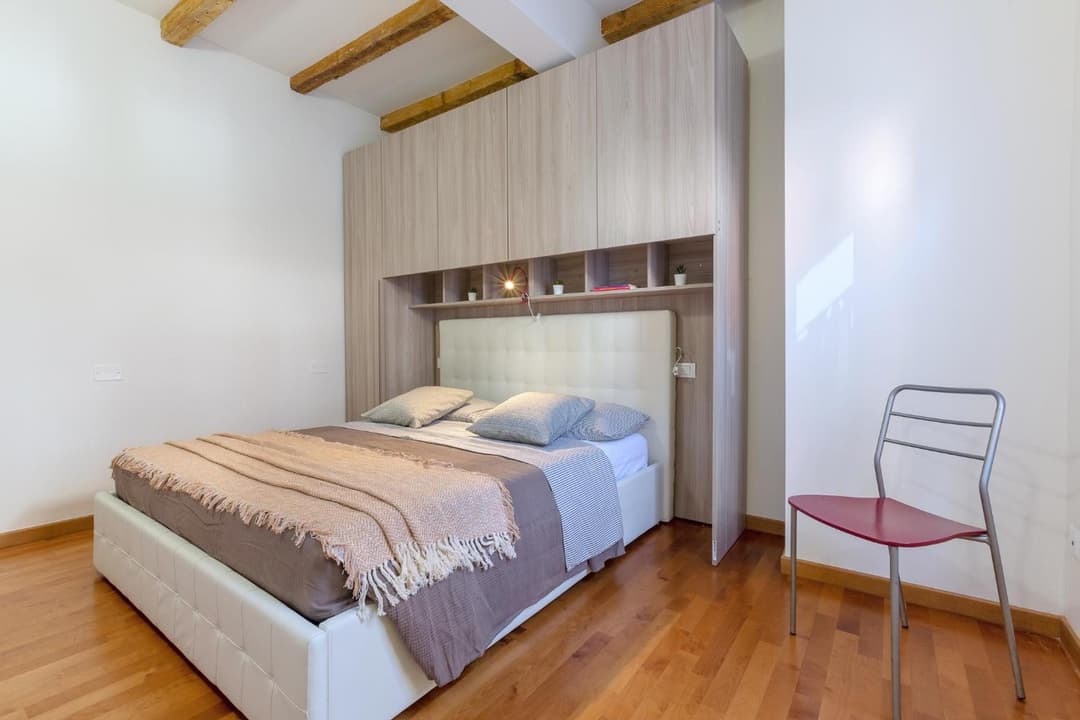 GuestHost - Broccaindosso Apartment Sant'Orsola Hospital Center — photo 1 of 1