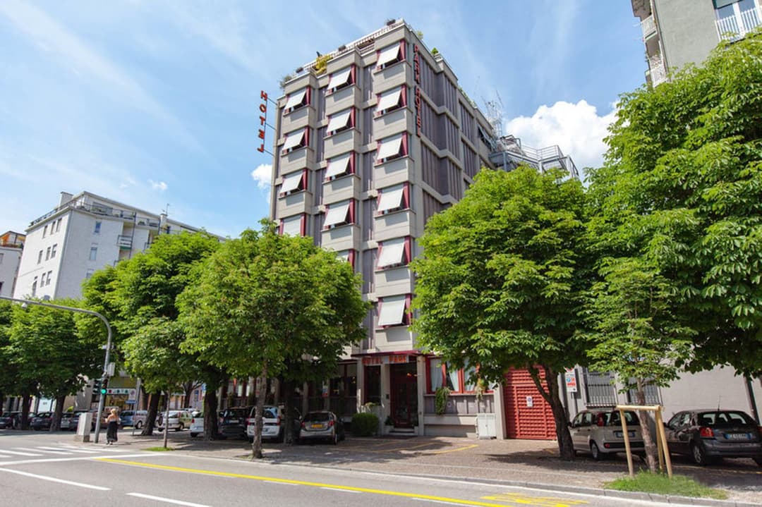 Park Hotel Meublé — photo 1 of 1