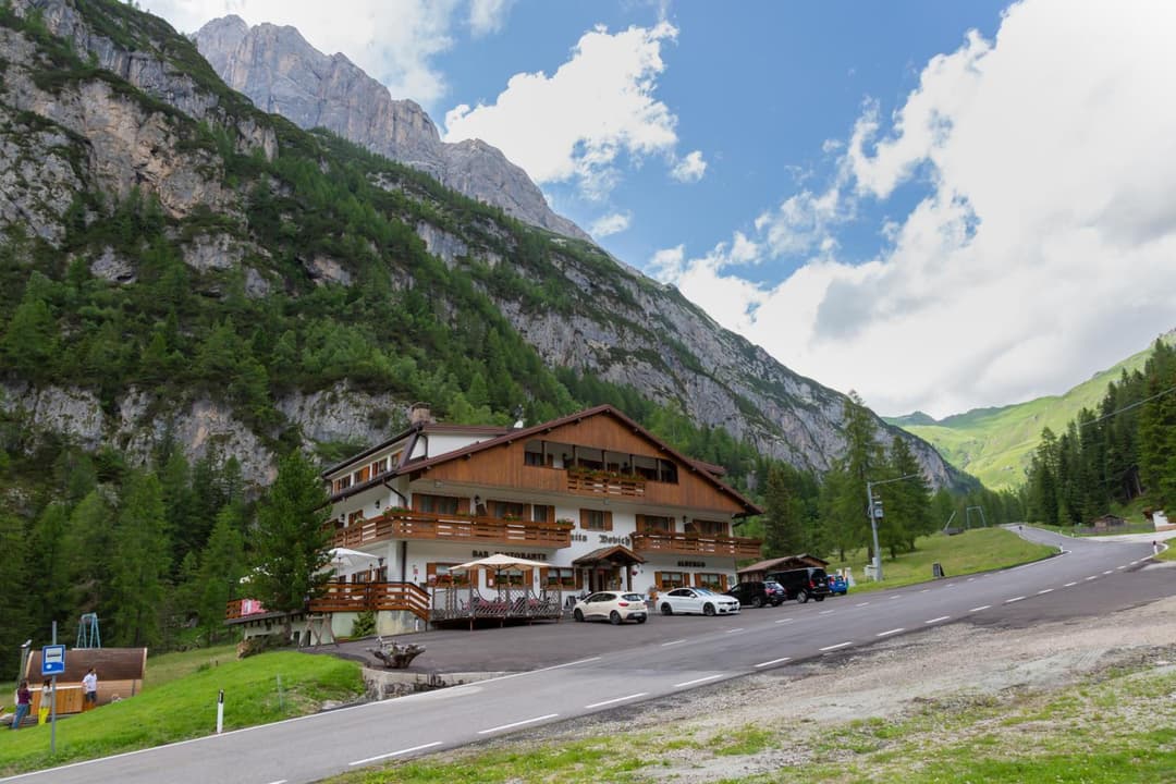 Hotel & Ristorante Baita Dovich — photo 1 of 1