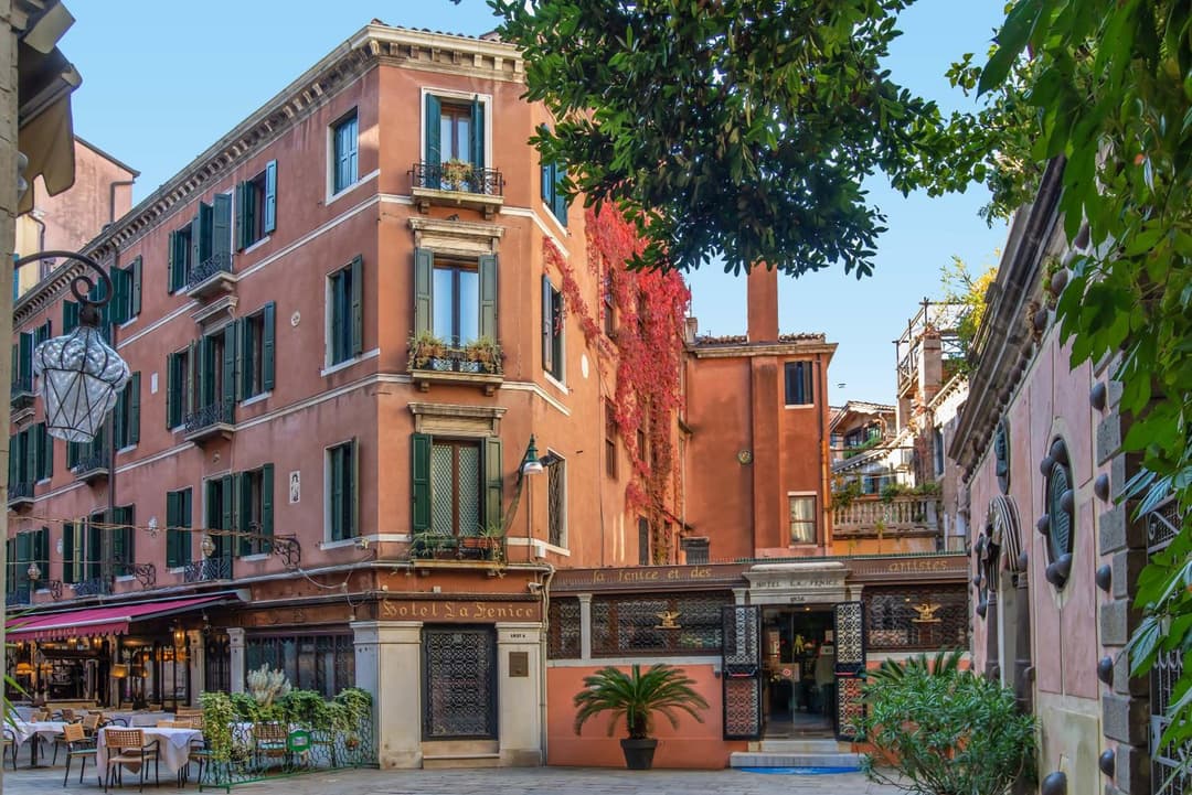 Hotel La Fenice et Des Artistes — photo 1 of 1