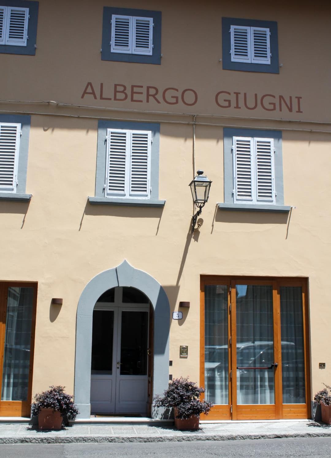 Albergo Giugni — photo 1 of 48
