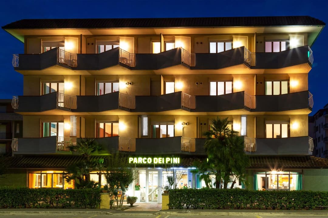 Hotel Parco dei Pini - 100mt dal Mare — photo 1 of 45