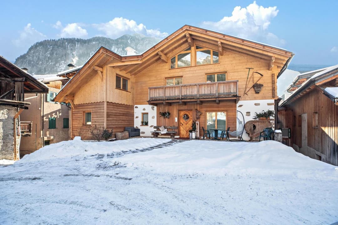 Chalet Osmar Suite 2 — photo 1 of 31