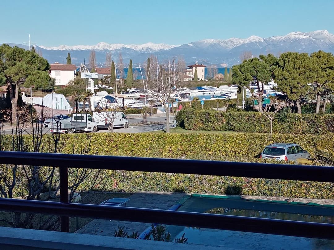 BELLAVISTA SIRMIONE — photo 1 of 35