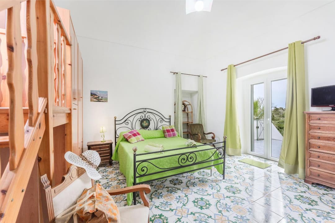 Green Island Apartment — photo 1 of 1