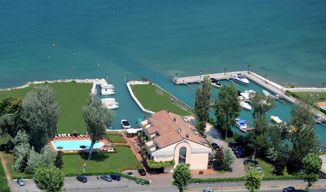 Yachting Hotel Mistral — photo 1 of 1