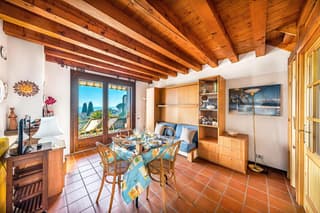 Residence Moniga Porto 1-08 by Wonderful Italy