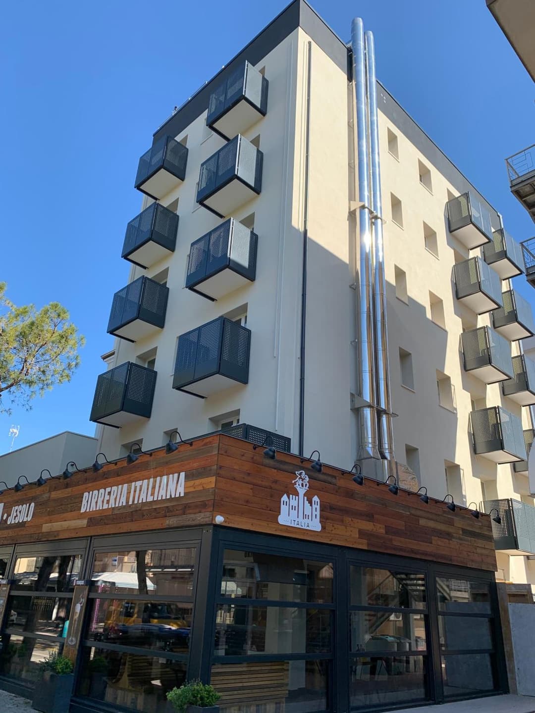 Superior Beach Aparthotel — photo 1 of 1