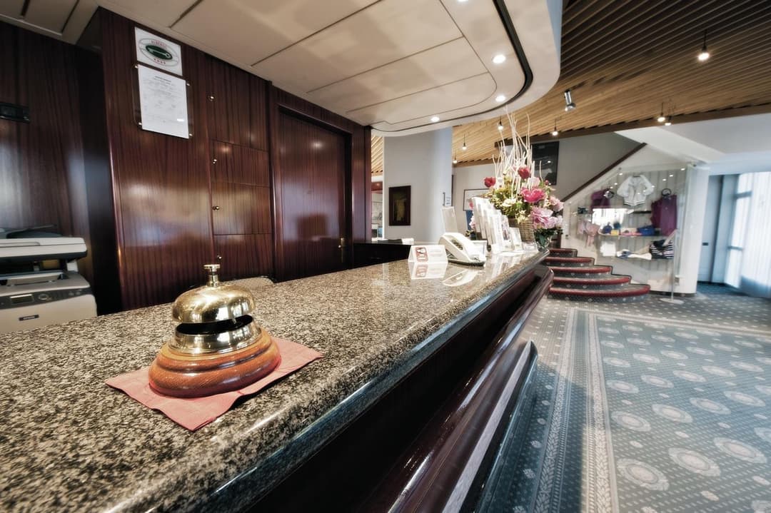 Hotel Michelangelo — photo 1 of 46