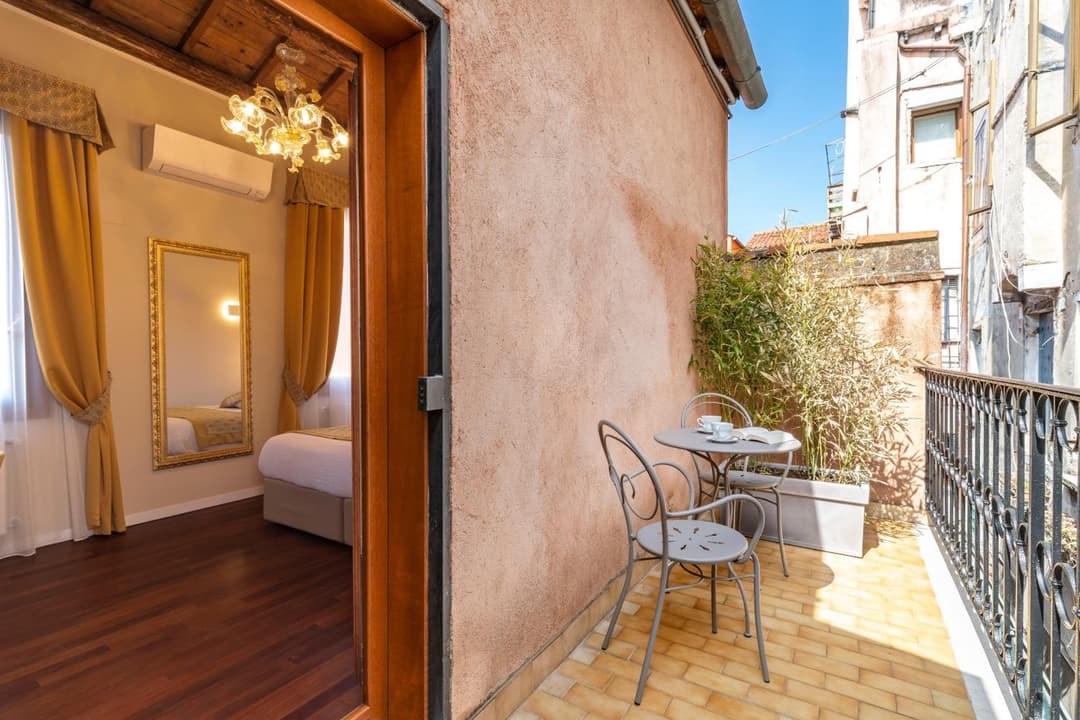 Residenza La Duchessa Deluxe Rooms — photo 1 of 1