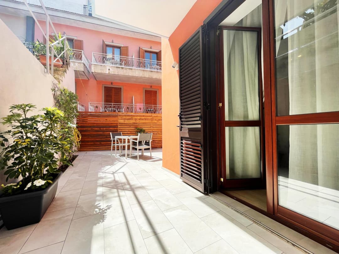 De Vivo Realty - Sunny House Sorrento — photo 1 of 1