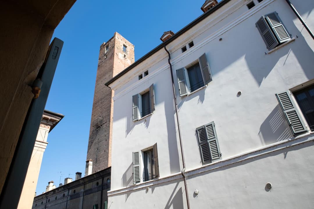 Hotel Broletto Mantova - Centro Storico — photo 1 of 72
