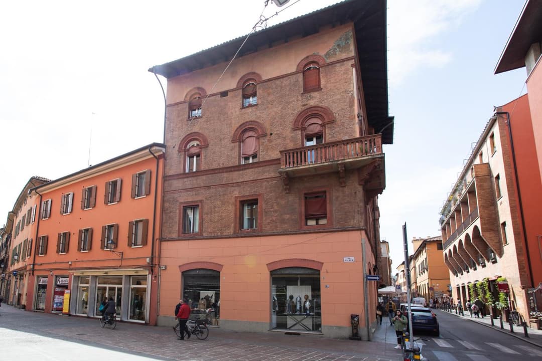 45 - Tourist House Bologna Oberdan - Self check-in — photo 1 of 56