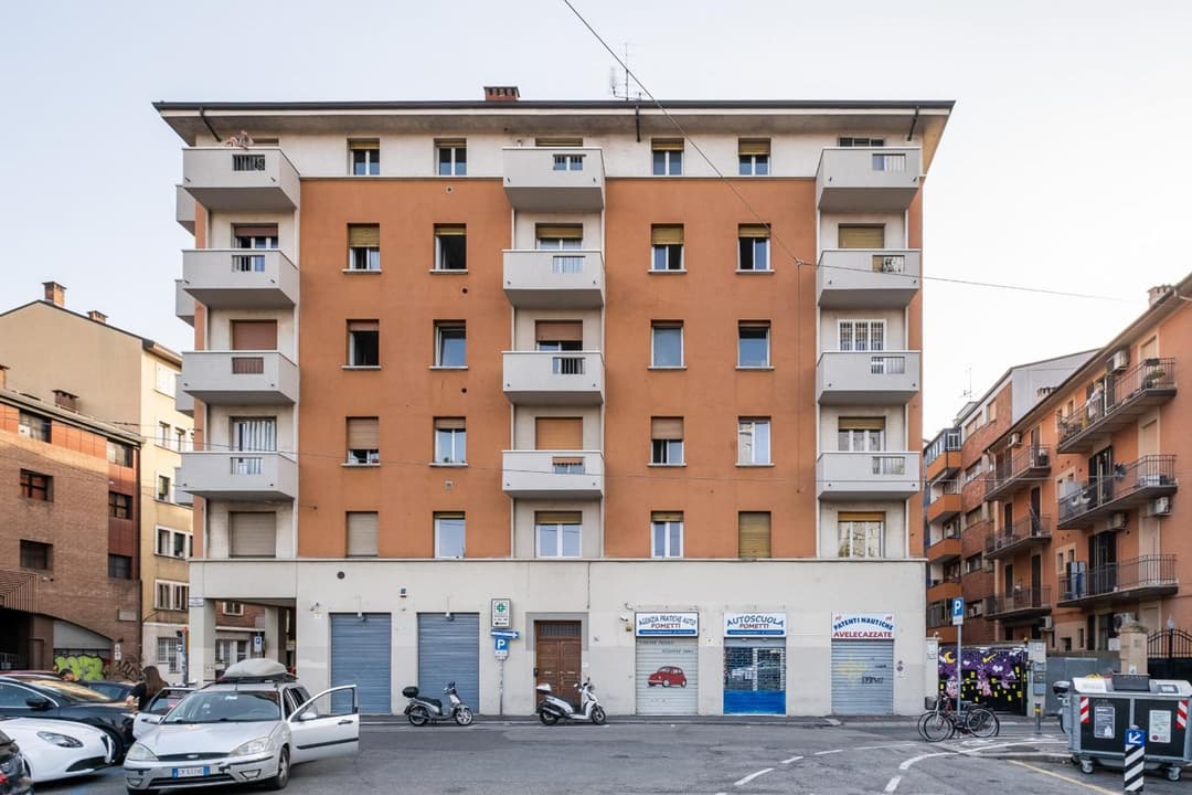 Porta Mascarella Apartment by Wonderful Italy — photo 1 of 1