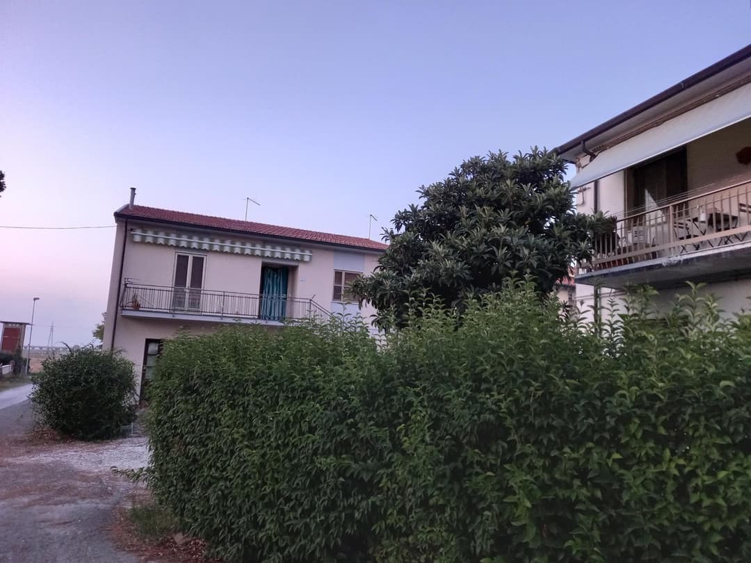 LA QUIETE TRA LE VIGNE Tuscany — photo 1 of 84