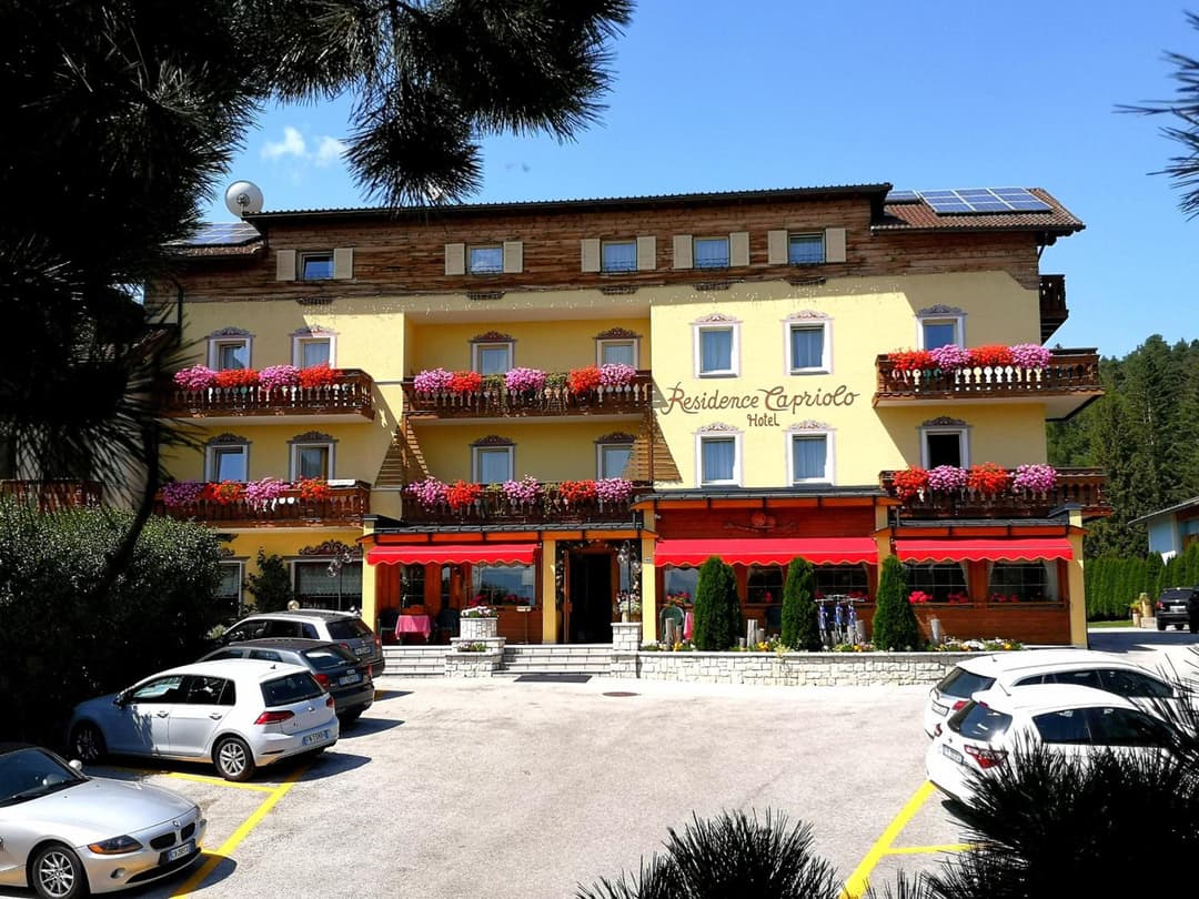 Residence Capriolo — photo 1 of 74