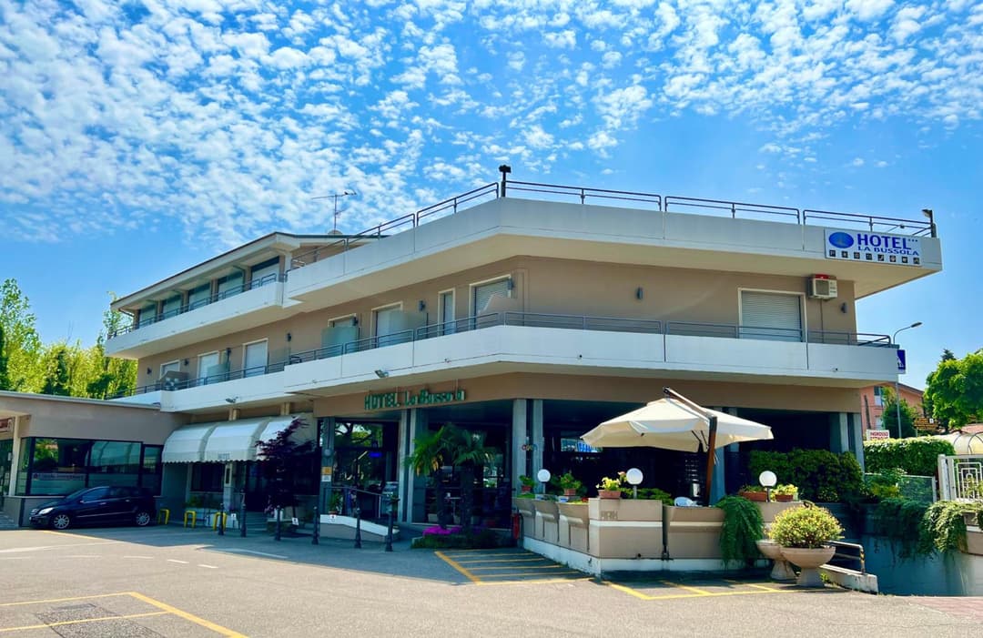 Hotel La Bussola — photo 1 of 95