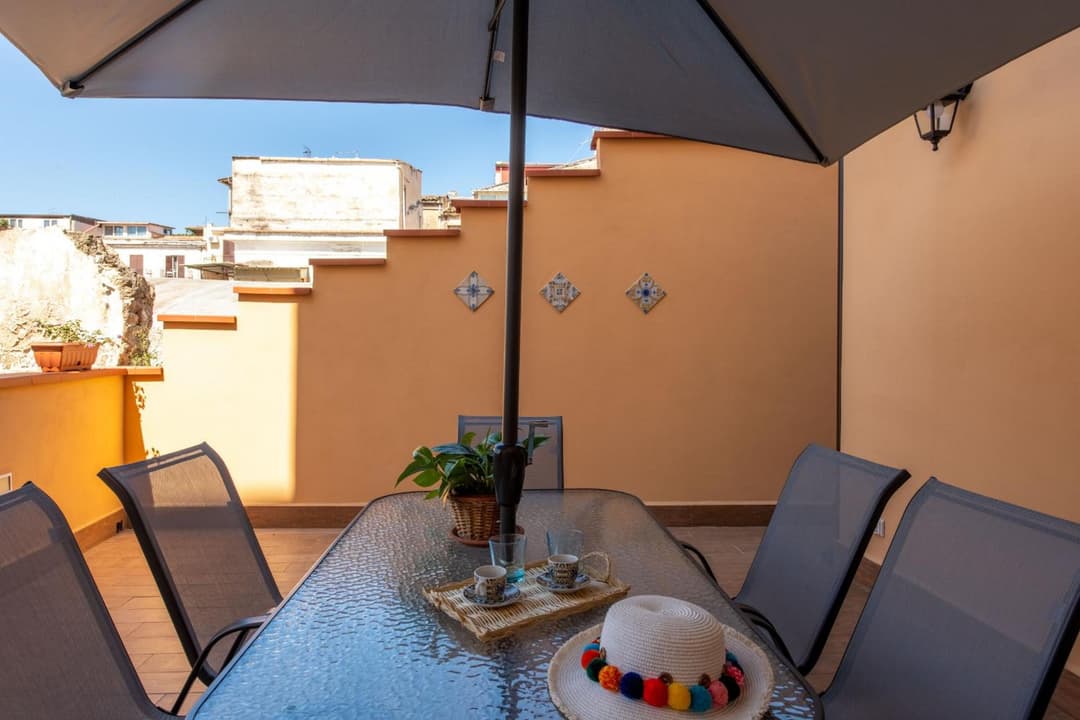 Kalsa Apartment with Terrace by Wonderful Italy — photo 1 of 1