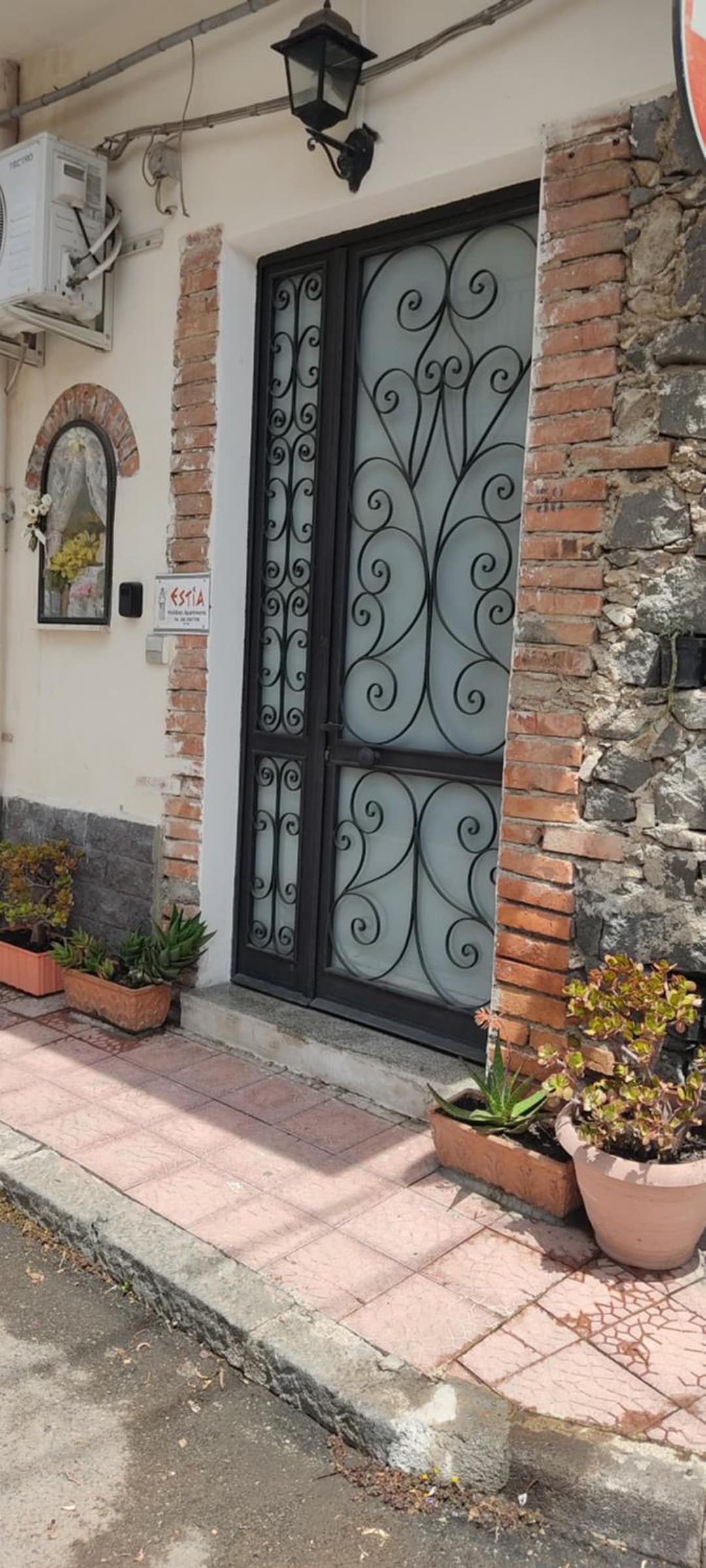 Estía Holidays Apartments - Taormina — photo 1 of 1