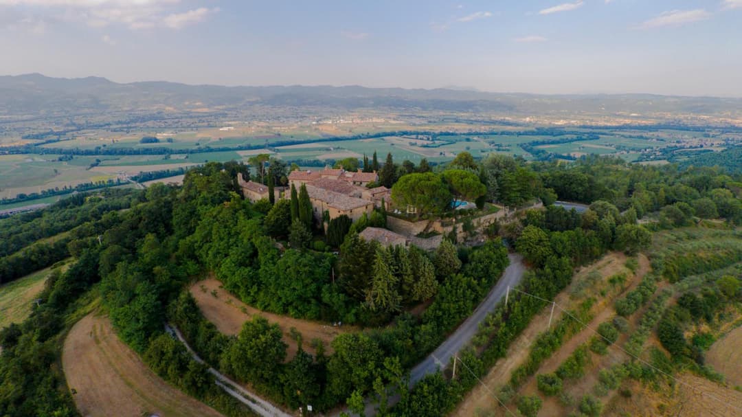 Borgo Di Celle — photo 1 of 72