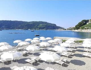 Hotiday La Spezia Quiet Night