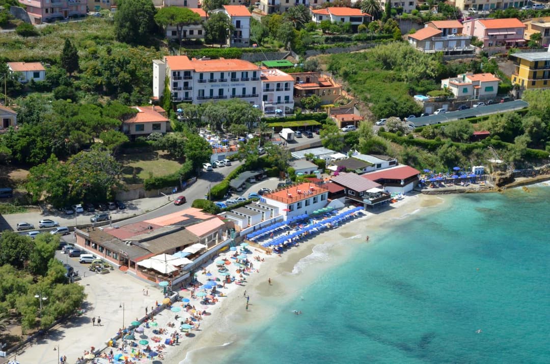 Hotel Villa Ombrosa — photo 1 of 97