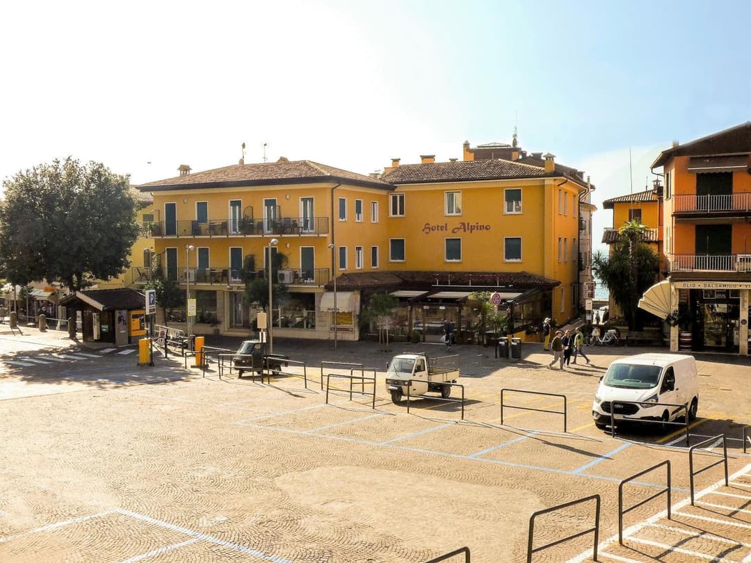 Hotel Alpino — photo 1 of 1
