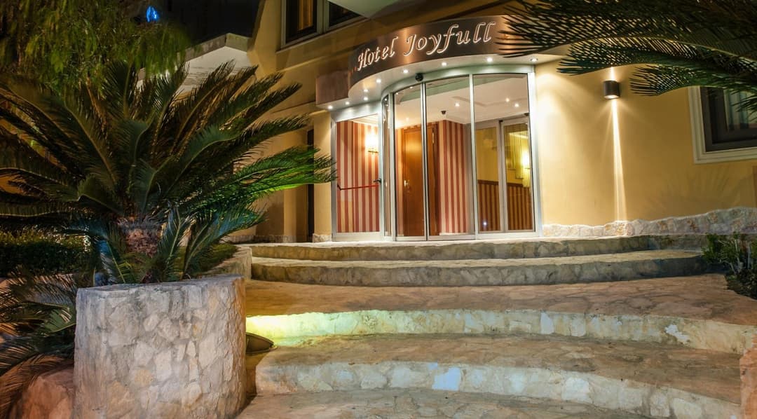 Hotel Joyfull — photo 1 of 1