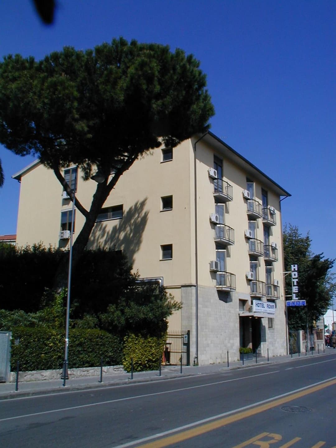 Hotel Roma — photo 1 of 1