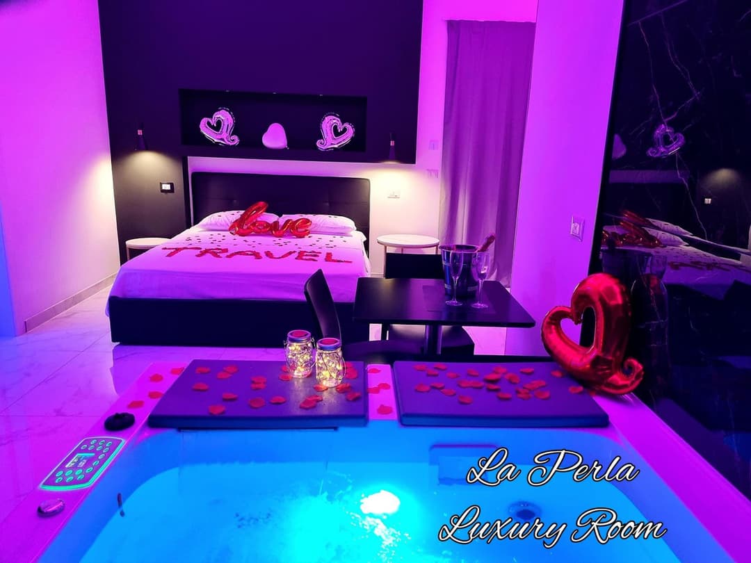La Perla Luxury Room — photo 1 of 1