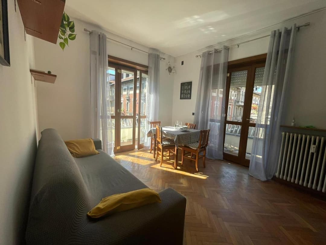 Casa Saluzzo — photo 1 of 21
