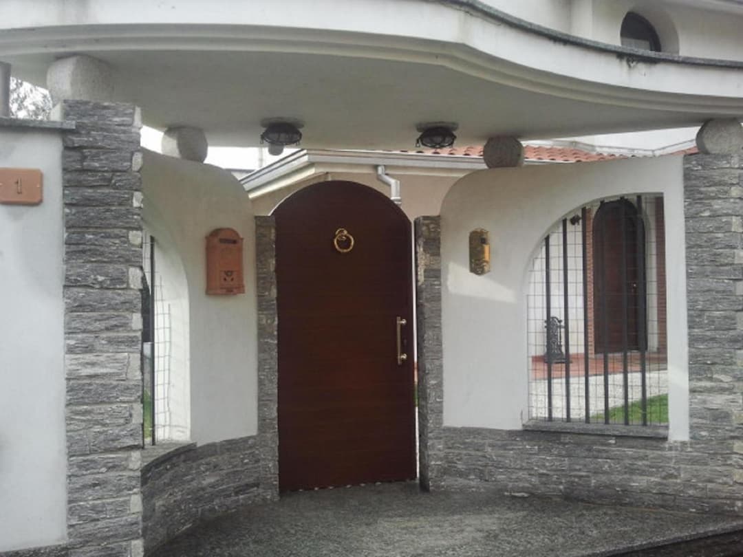 Crespi House — photo 1 of 1