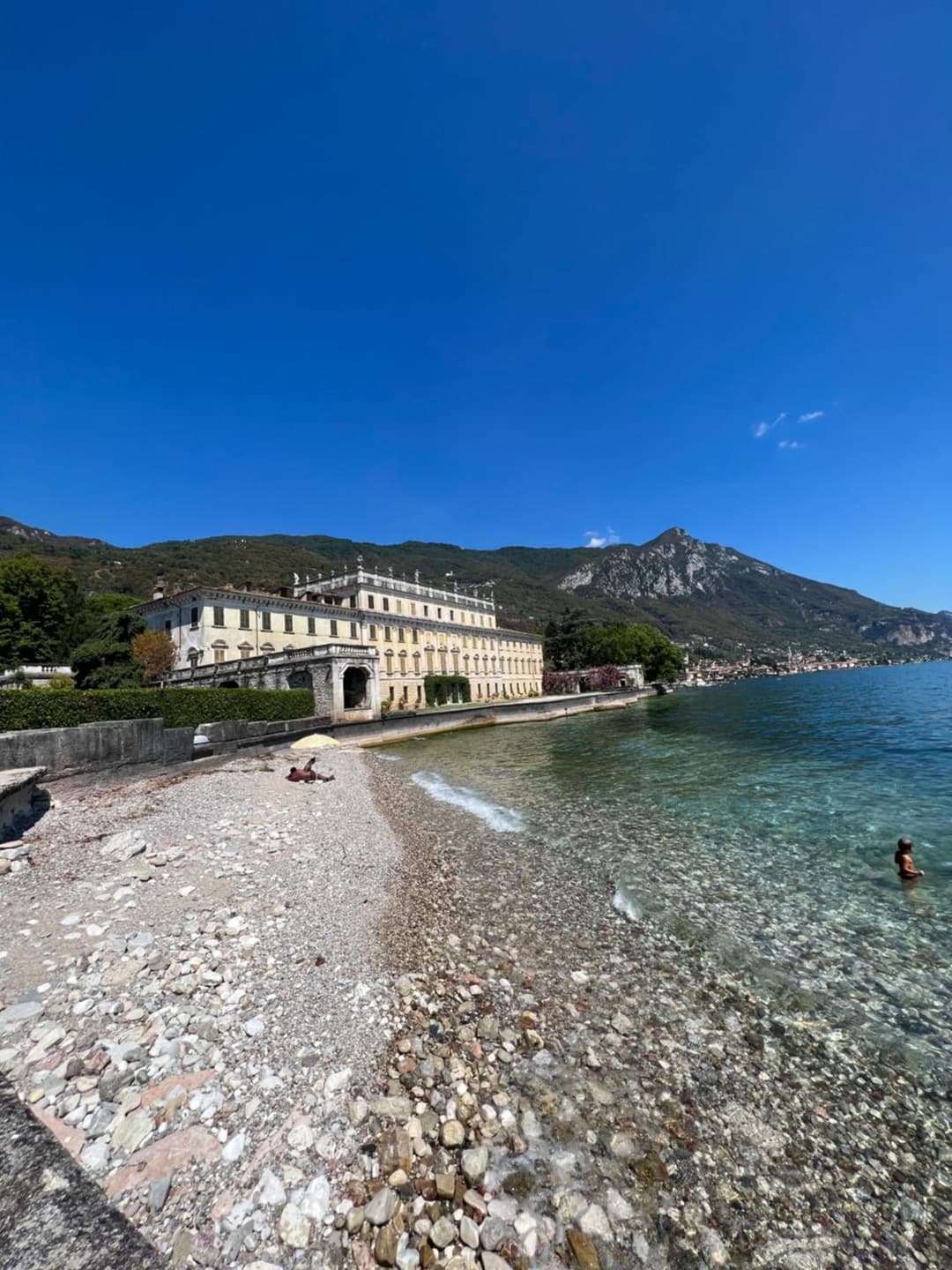Al Lago da Lilly — photo 1 of 75