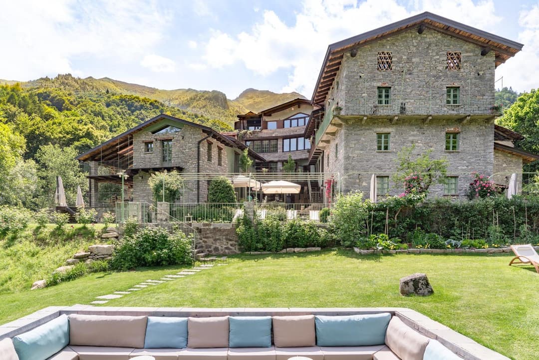 Country House La Bursch — photo 1 of 100