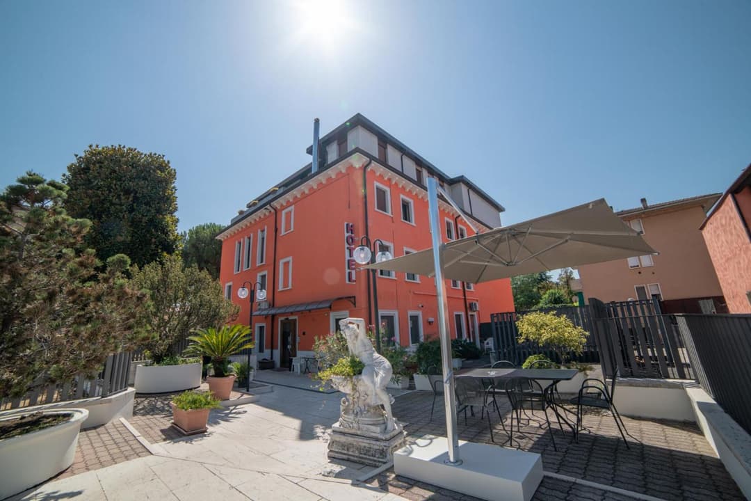 Hotel Siros — photo 1 of 1