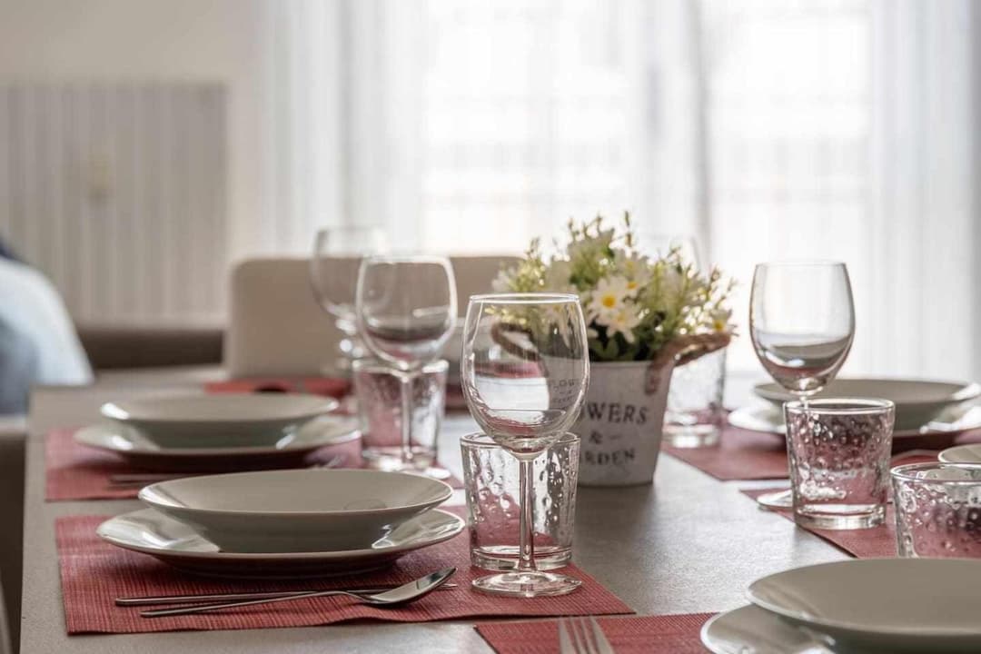 Rent Apartment - Parking and Comfort - Spacious Apt up to 8 Pax — photo 1 of 1