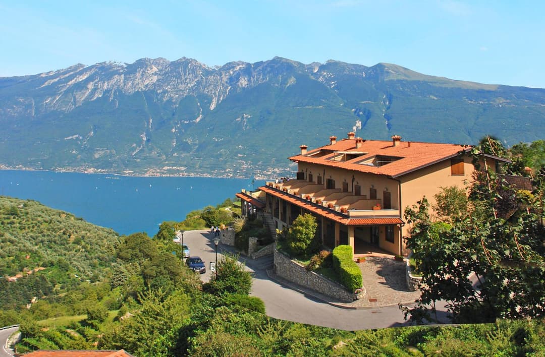 Hotel Garnì Al Poggio — photo 1 of 34