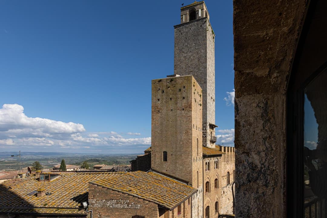 Torre Salvucci Maggiore Medieval Tower Experience — photo 1 of 37