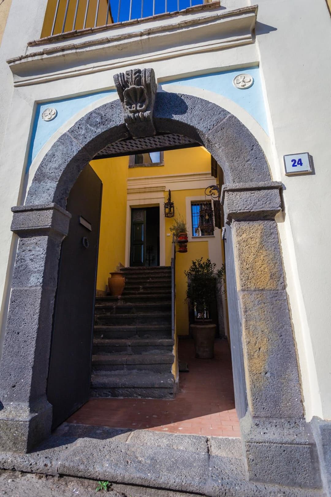 Palazzo Previtera Rooms & Restaurant — photo 1 of 38