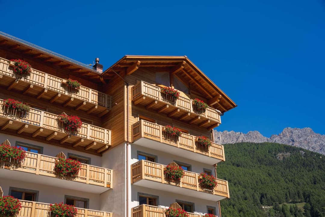 Hotel Baita Dei Pini — photo 1 of 129