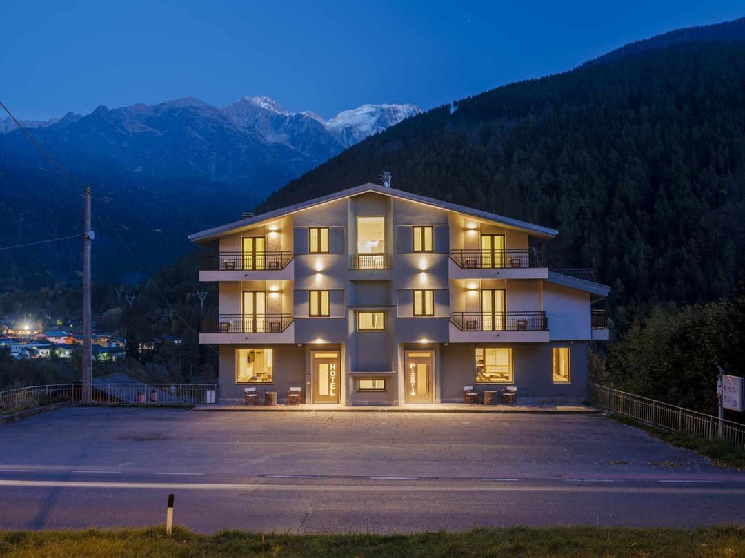 Hotel Garnì Alta Valle — photo 1 of 39