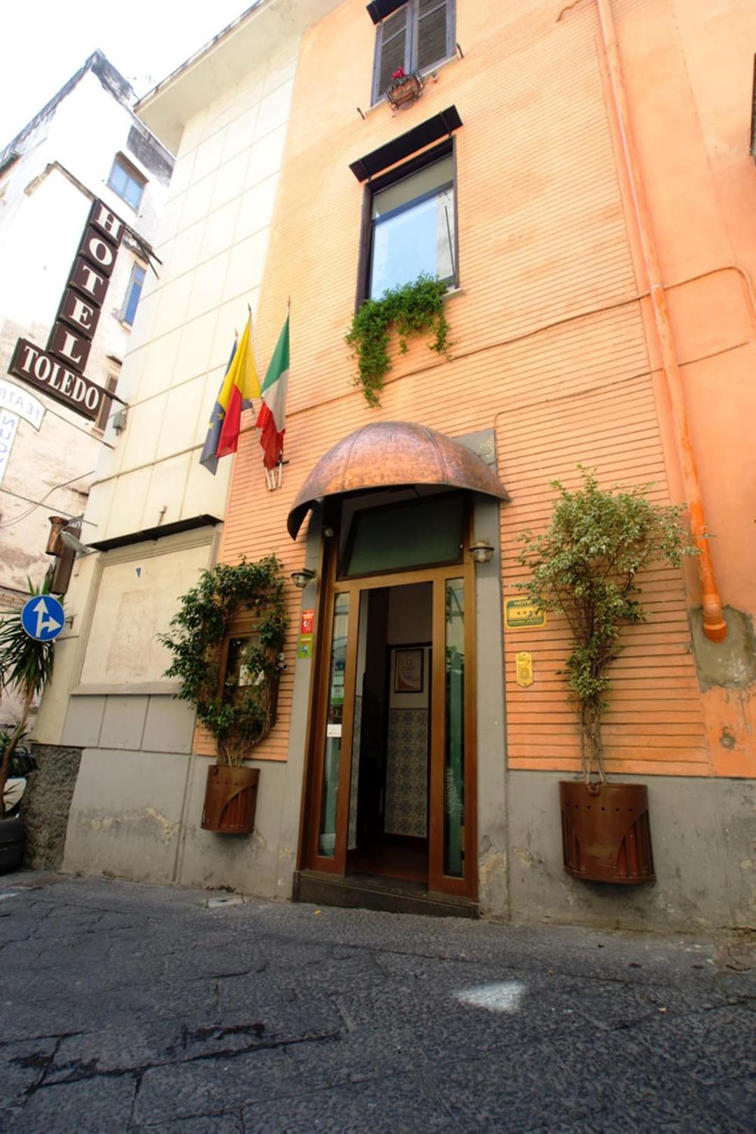 Hotel Toledo — photo 1 of 1