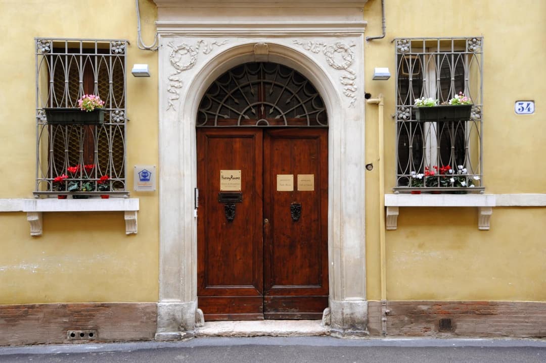 Honey Rooms Ferrara — photo 1 of 47