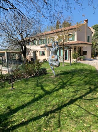 Villa Isidoro ampio parco, piscina privata, arte e giochi , natura e fitness